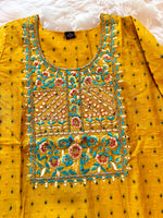 Load image into Gallery viewer, Embroidered Long Kurta
