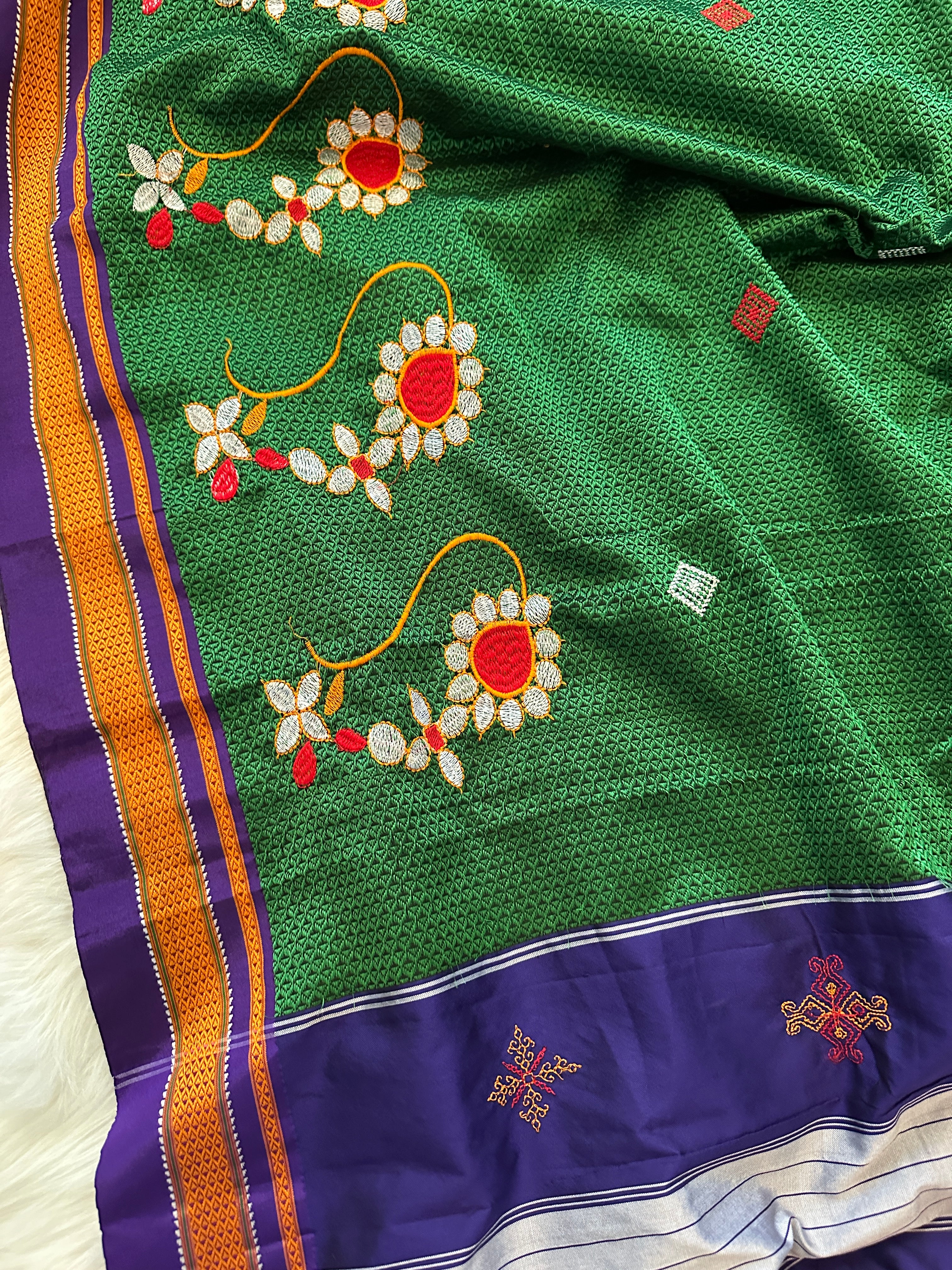 Khun Saree Nath Embroidery 1