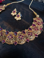 Load image into Gallery viewer, Temple Necklace Gold Polish 2
