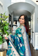 Load image into Gallery viewer, Banarasi Silk Saree 4

