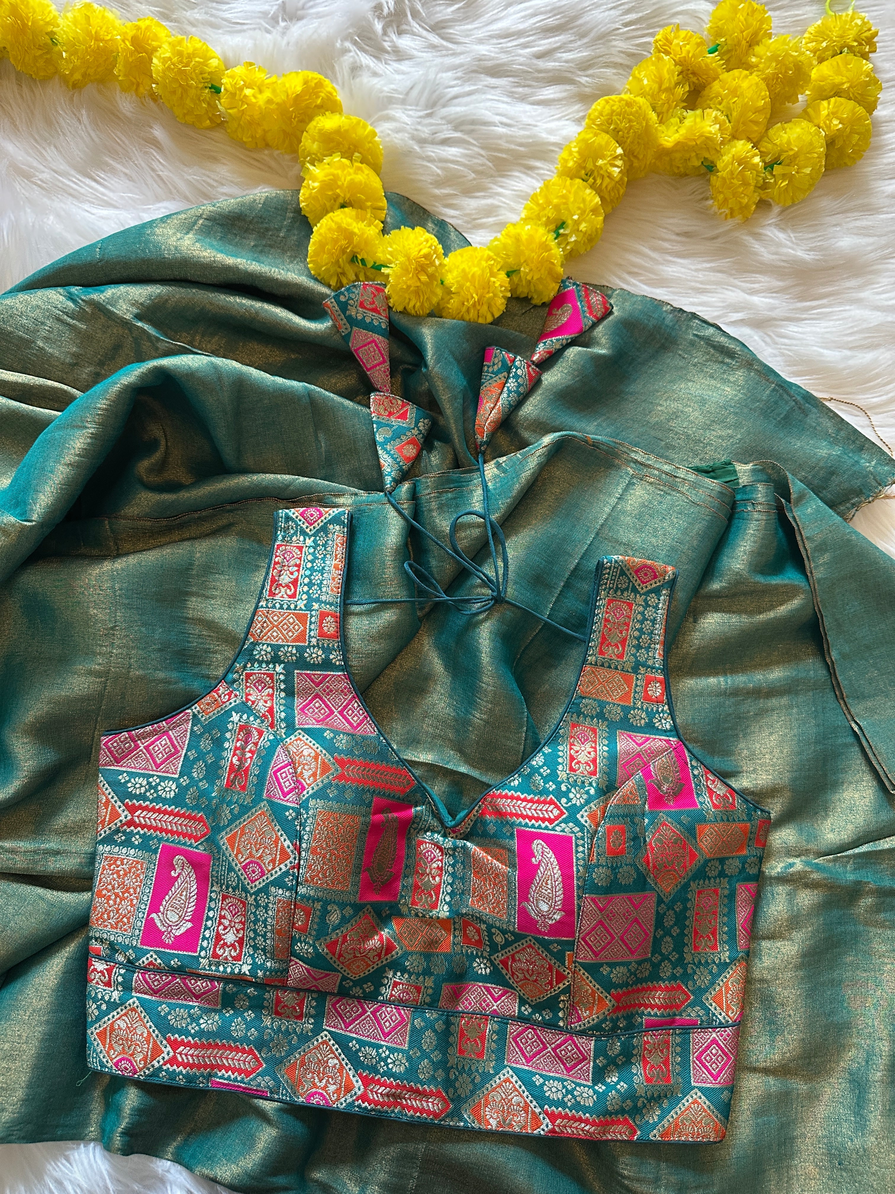 Mul Tissue Saree + FREE Blouse Combo Offer