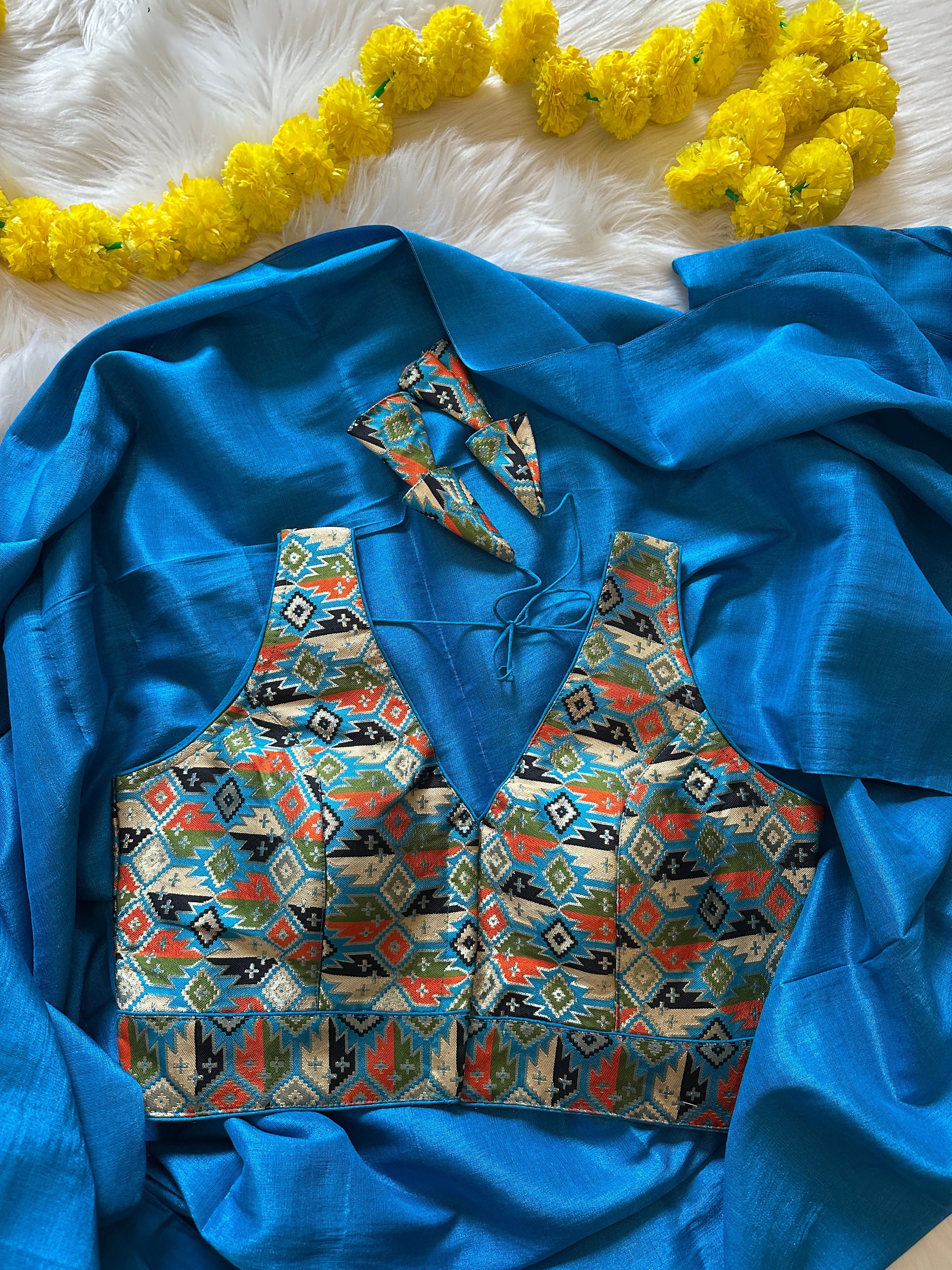 Mul Tissue Saree + FREE Blouse Combo Offer