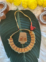 Load image into Gallery viewer, Vajrateek Necklace Gold Polish
