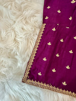 Load image into Gallery viewer, Kurti Blouse Burgundy
