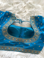Load image into Gallery viewer, Maharani Designer Silk Blouse 3
