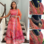 Load image into Gallery viewer, Diva Mirror Silk Skirt Set + one Jewelry Set of your choice as shown on the first picture
