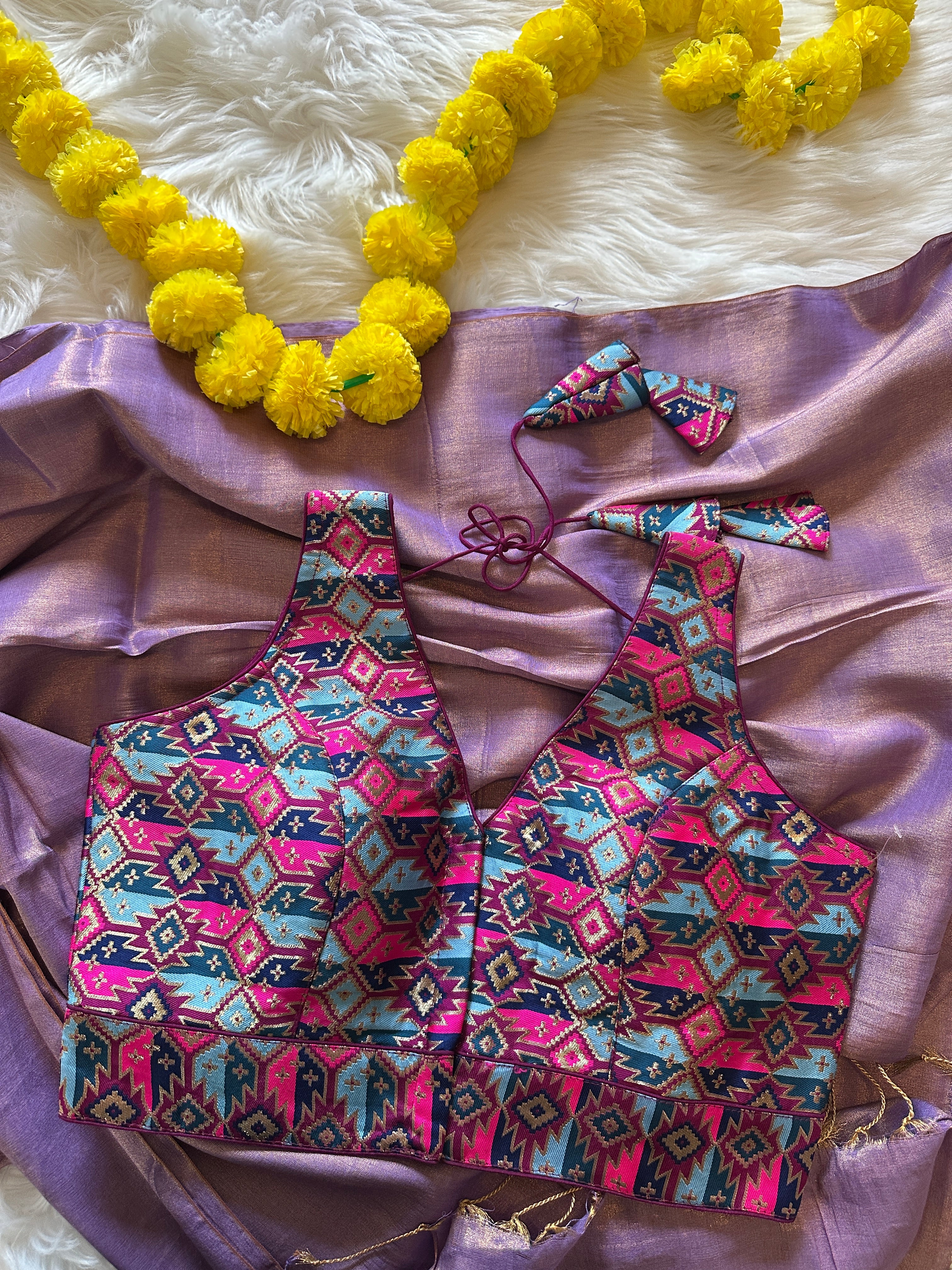 Mul Tissue Saree + FREE Blouse Combo Offer