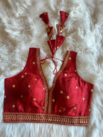 Load image into Gallery viewer, Sabyasachi Inspired Designer Silk Blouse 4
