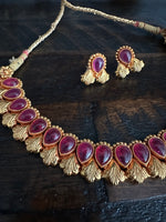 Load image into Gallery viewer, Temple Necklace Gold Polish 1
