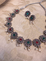 Load image into Gallery viewer, Stone Necklace Set
