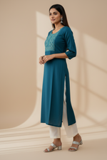 Load image into Gallery viewer, Embroidered Long Kurta
