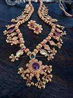 Load image into Gallery viewer, Saaz Necklace Antique Gold 3
