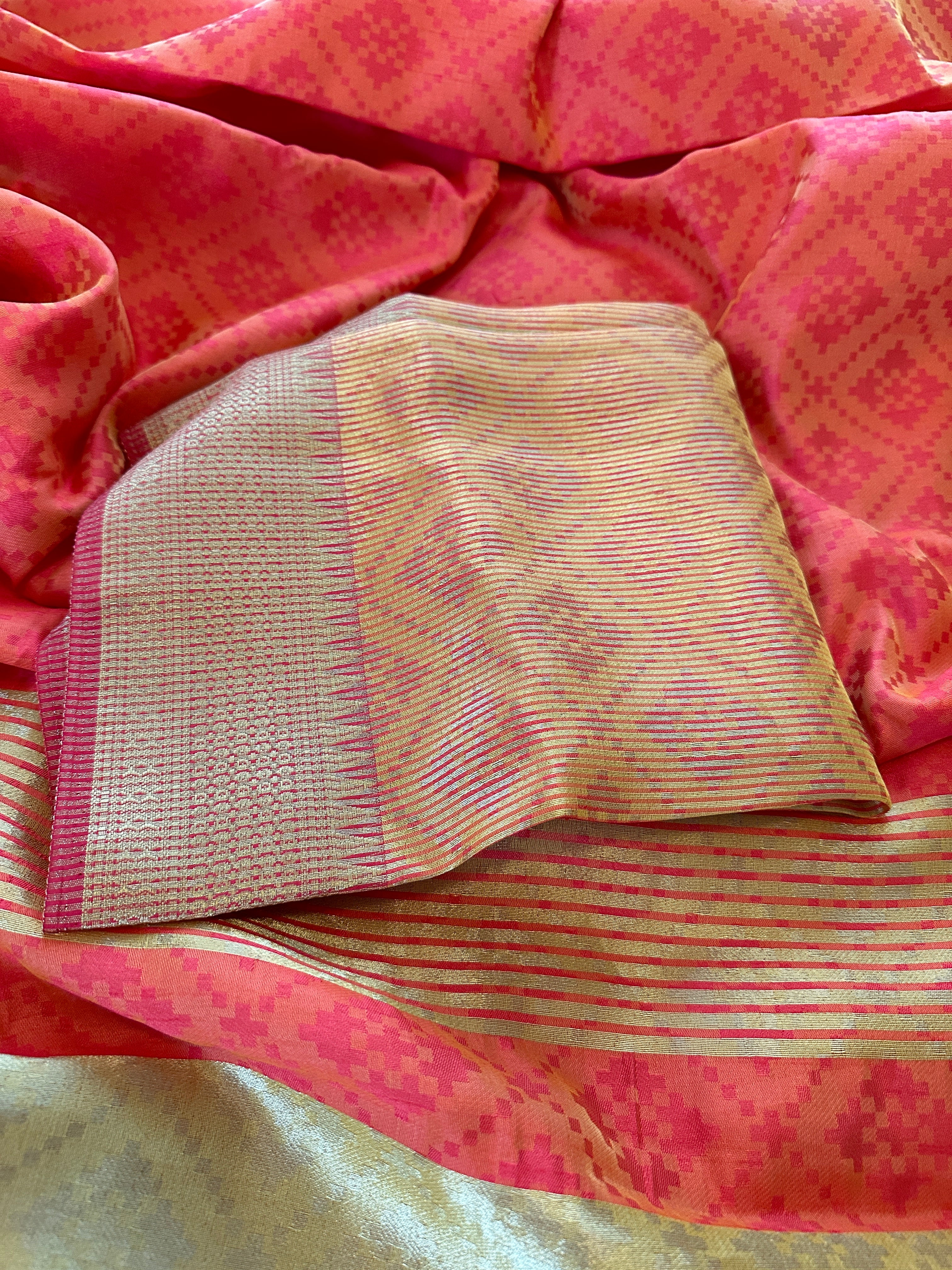 Dola Silk Self Woven Saree - Orange Dual Tone