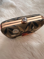 Load image into Gallery viewer, Silk Clutch -  Naari
