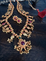 Load image into Gallery viewer, Saaz Necklace Antique Gold 3
