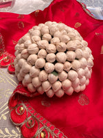 Load image into Gallery viewer, White Mogra Bun Gajra
