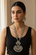 Load image into Gallery viewer, Long Chaan Baali Necklace Set
