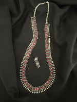 Load image into Gallery viewer, Long Silver Necklace Pink Stone
