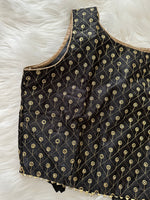 Load image into Gallery viewer, Black Silk Embroidery Croptop
