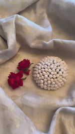 Load and play video in Gallery viewer, White Mogra Bun Gajra
