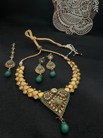 Load image into Gallery viewer, Polki Necklace Gold Set - Green
