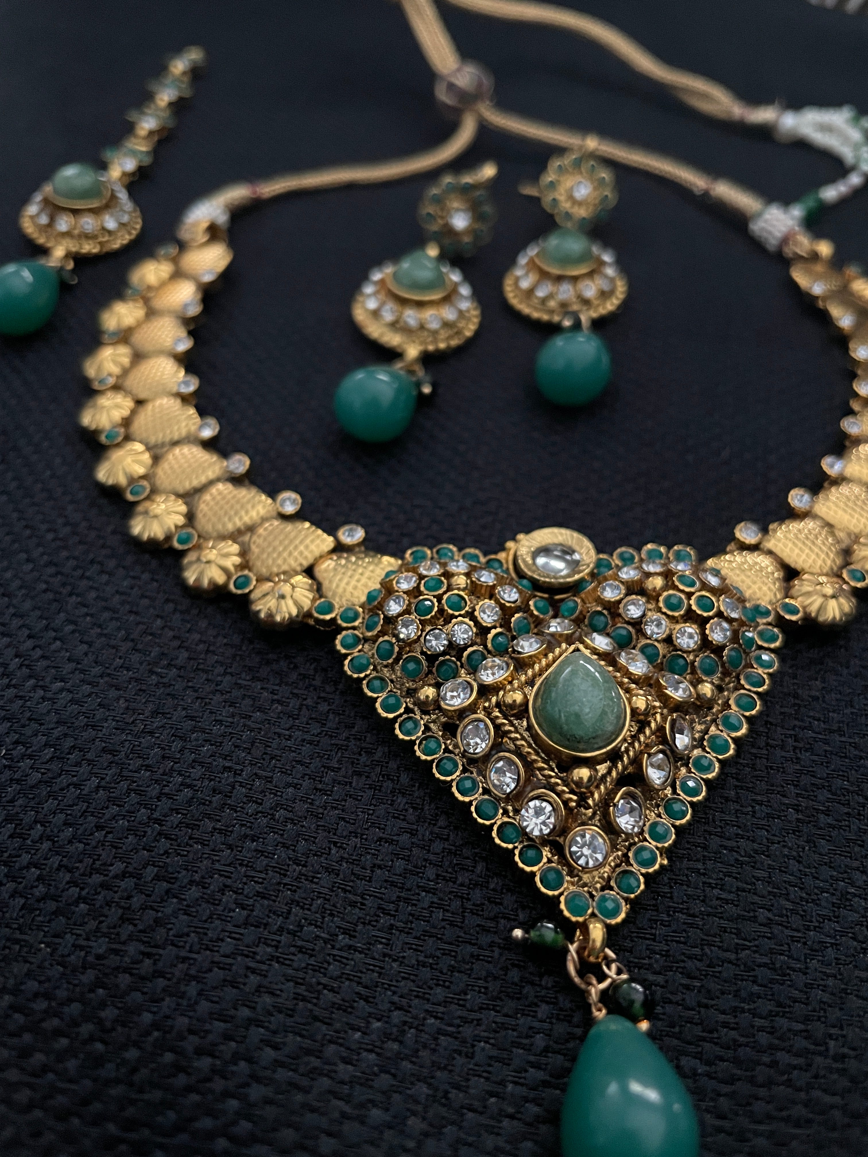 Polki Necklace Gold Set - Green