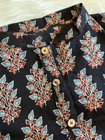 Load image into Gallery viewer, Block Print Cotton Croptop Blouse - Black
