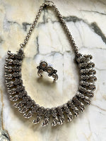 Load image into Gallery viewer, Silver Tone Necklace Set
