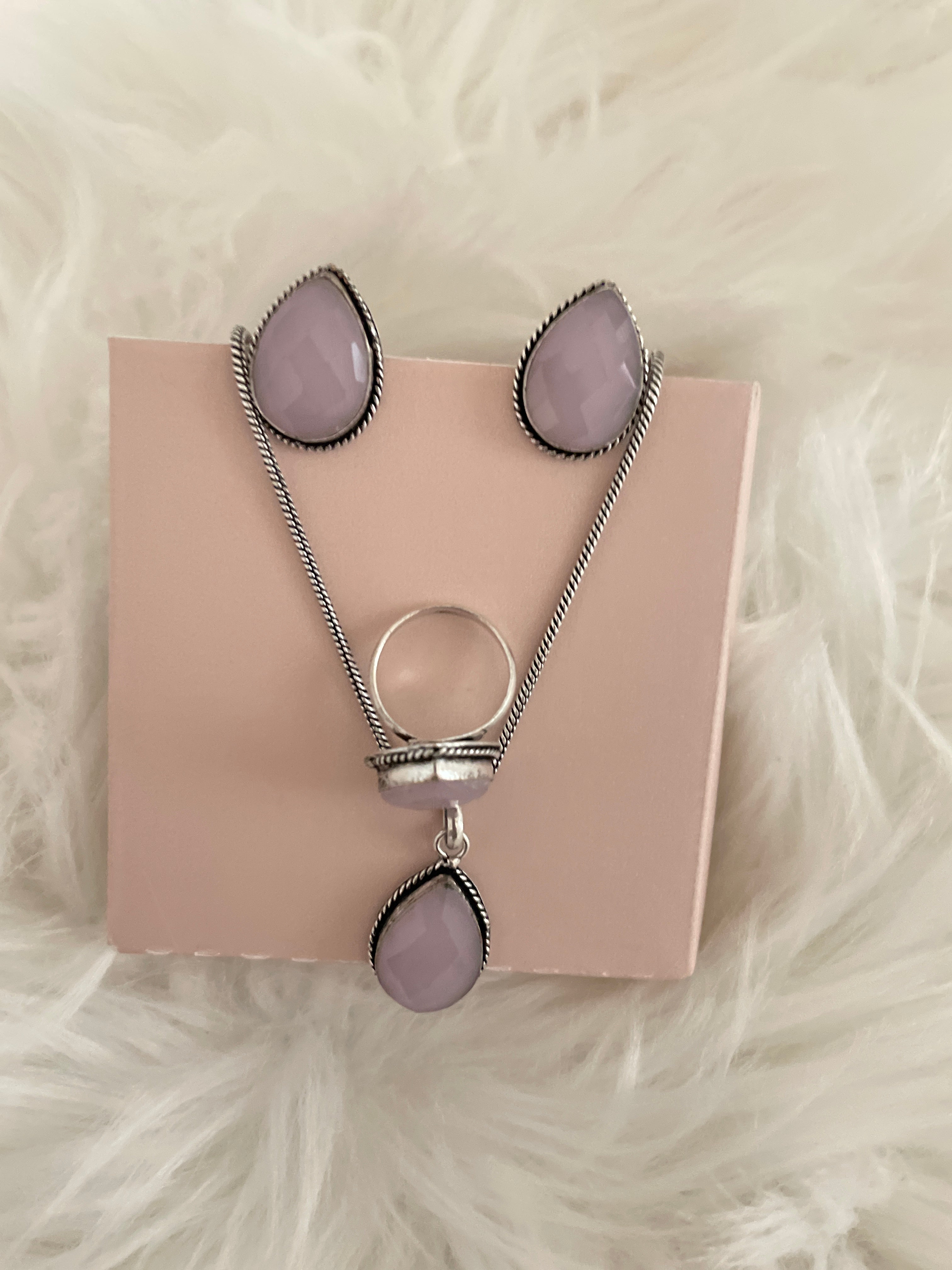 Stone Teardrop Necklace Set - Rose quartz