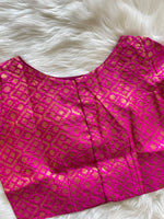 Load image into Gallery viewer, Brocade Blouse - Hot pink
