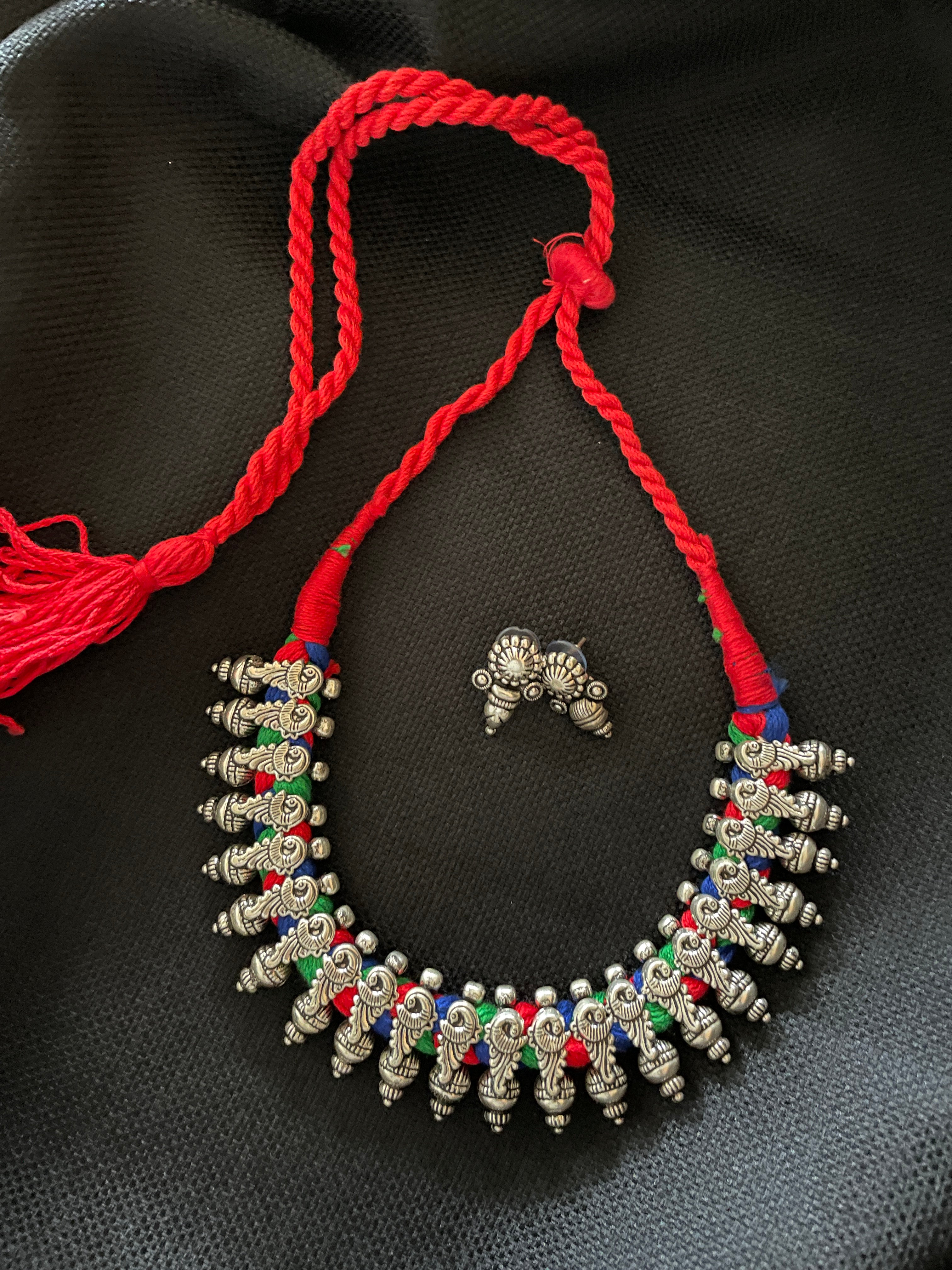 Antique Silver Cord Necklace Set - Red Multicolor