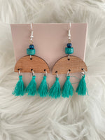 Load image into Gallery viewer, Handmade Tassle Earrings
