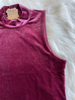 Load image into Gallery viewer, Wine Velvet Stretch Croptop
