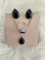 Load image into Gallery viewer, Stone Teardrop Necklace Set - Black
