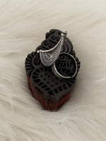 Load image into Gallery viewer, Bold Leaf Ring
